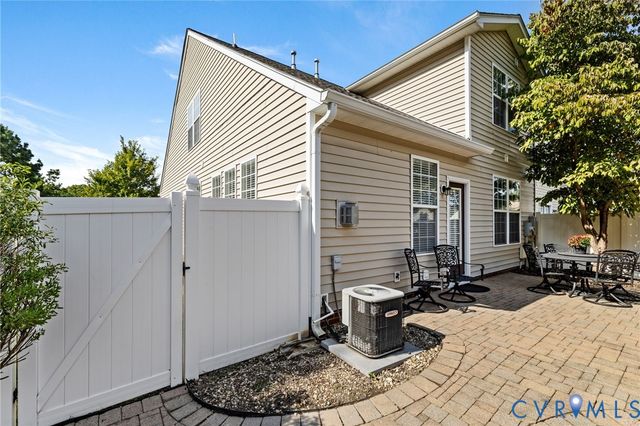 1741 Stonemill Lake Ct, Midlothian, VA 23112