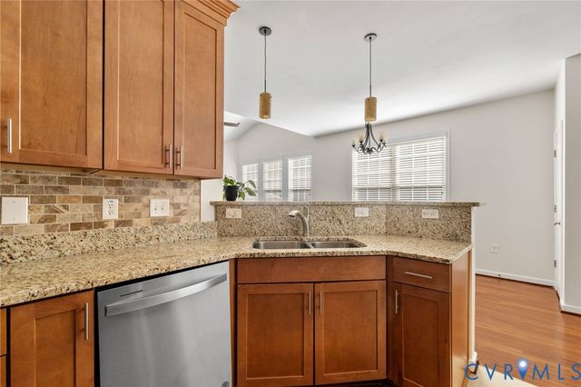 1741 Stonemill Lake Ct, Midlothian, VA 23112