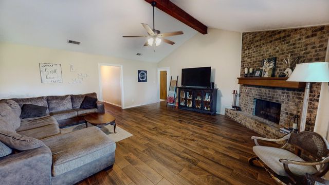 6126 Fox Ridge Drive, Angleton, TX 77515
