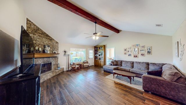 6126 Fox Ridge Drive, Angleton, TX 77515