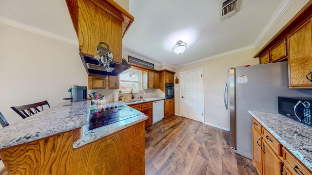 6126 Fox Ridge Drive, Angleton, TX 77515