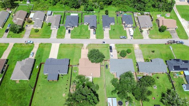 6126 Fox Ridge Drive, Angleton, TX 77515