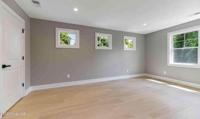 455 W New Hampshire Avenue, Southern Pines, NC 28387