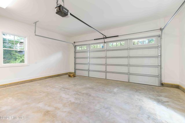 455 W New Hampshire Avenue, Southern Pines, NC 28387