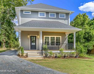 455 W New Hampshire Avenue, Southern Pines, NC 28387