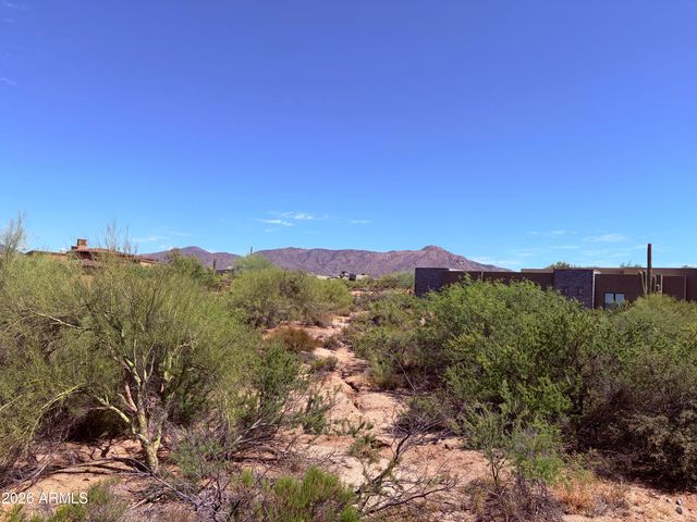 39385 N 105TH Street 3, Scottsdale, AZ 85262