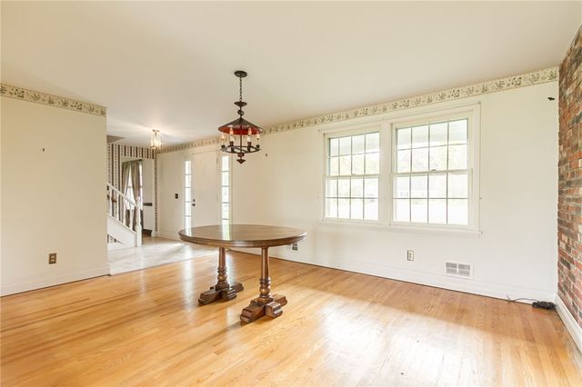 214 Huckleberry Road, Farmington, NY 14425