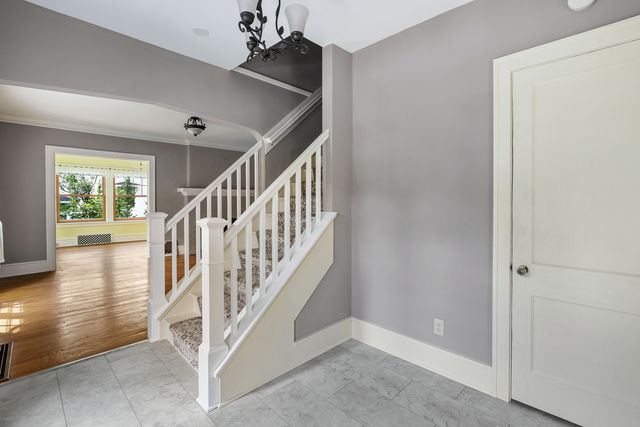308 Forest Road, Davenport, IA 52803