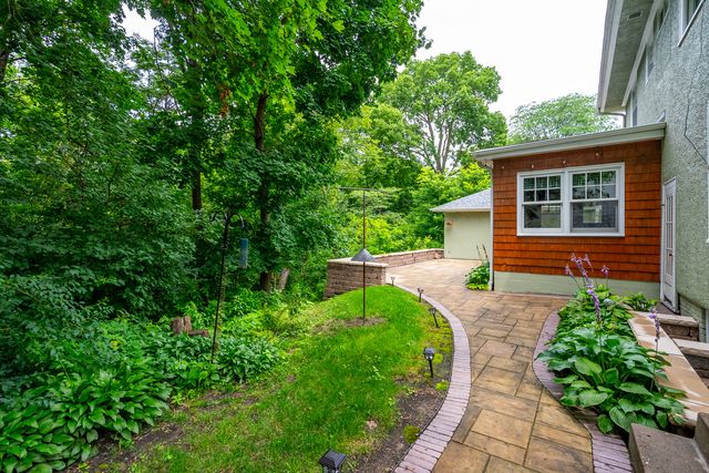 308 Forest Road, Davenport, IA 52803