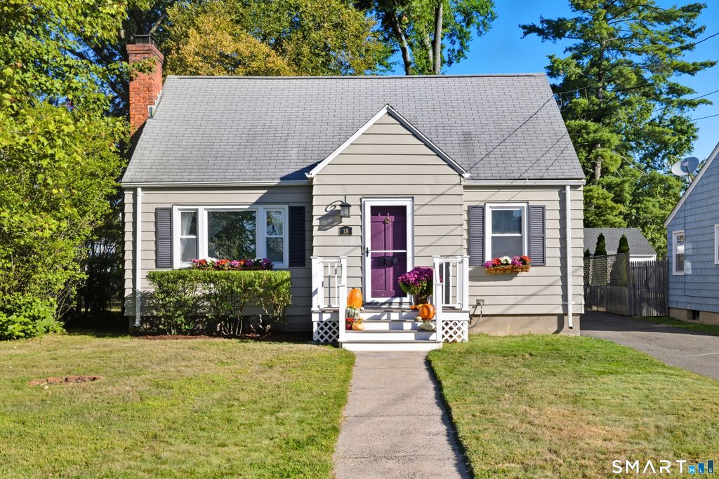 18 Saint James Street, West Hartford, CT 06119