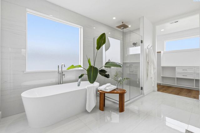 7467 W 22nd, Kennewick, WA 99338