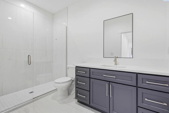 7467 W 22nd, Kennewick, WA 99338