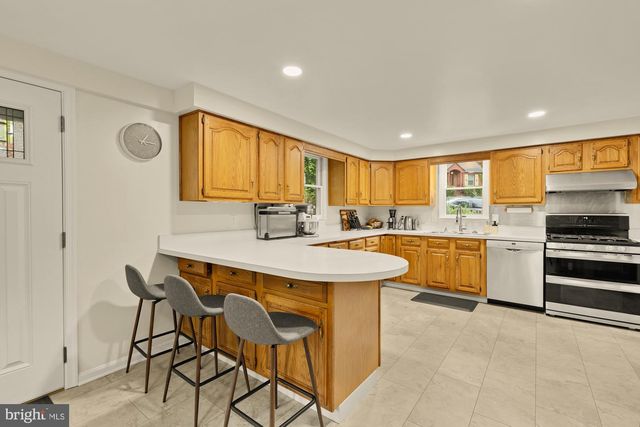 8323 HADDON DR, Takoma Park, MD 20912