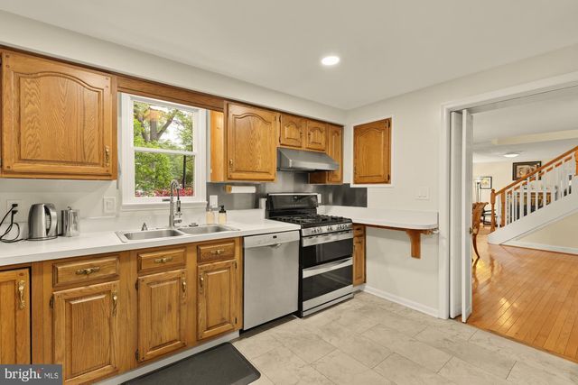 8323 HADDON DR, Takoma Park, MD 20912