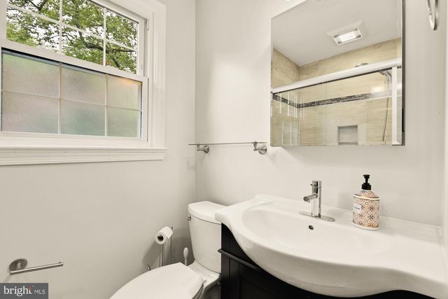 8323 HADDON DR, Takoma Park, MD 20912