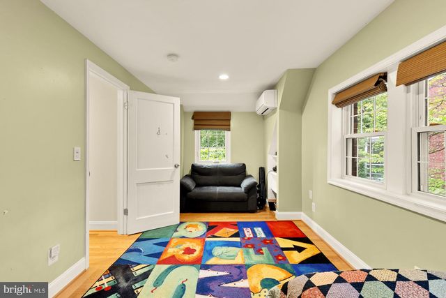8323 HADDON DR, Takoma Park, MD 20912