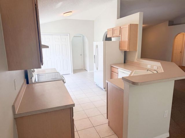 262 SW Panther Trace, Port St. Lucie, FL 34953