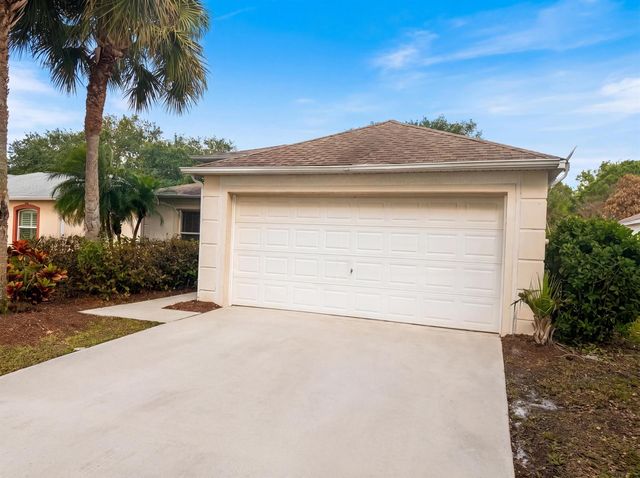 262 SW Panther Trace, Port St. Lucie, FL 34953