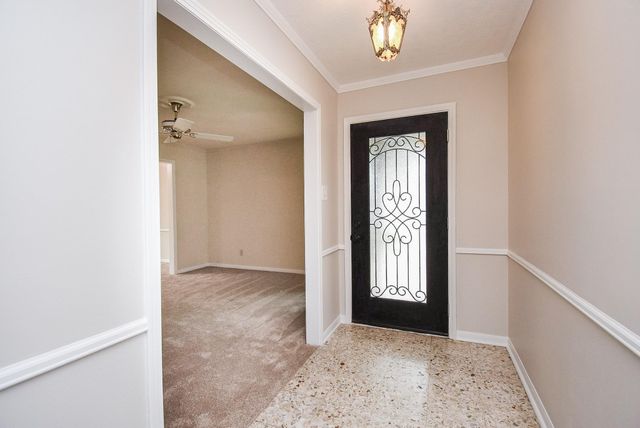 2747 Durban Drive, Houston, TX 77043