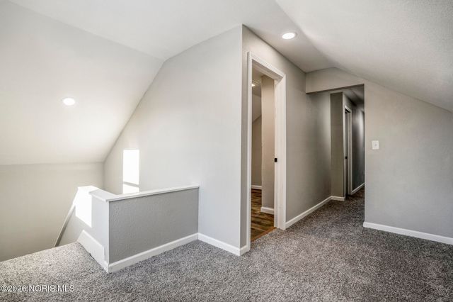 2837 Airport Highway, Toledo, OH 43609