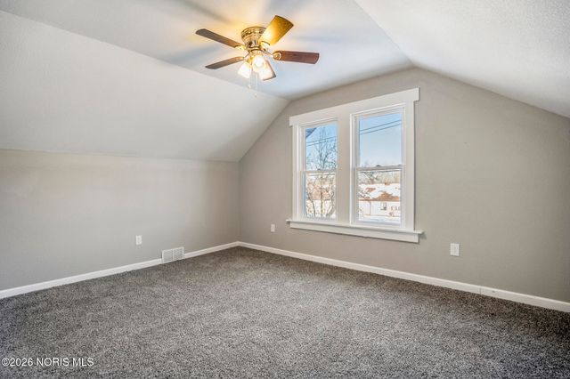 2837 Airport Highway, Toledo, OH 43609