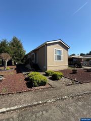 2232 42nd (#321) Av SE 321, Salem, OR 97317
