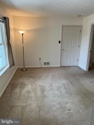 103 BUCKWOOD LN, Winchester, VA 22602