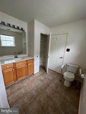 103 BUCKWOOD LN, Winchester, VA 22602