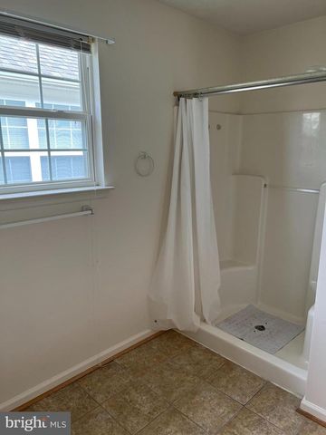 103 BUCKWOOD LN, Winchester, VA 22602