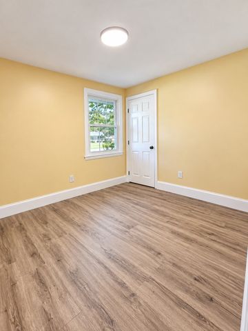 118 Deanna Rd, Brockton, MA 02302