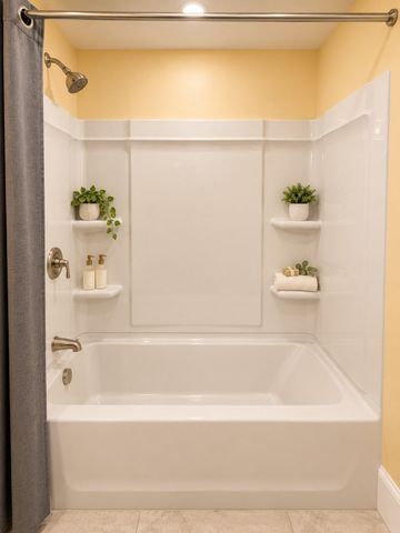 118 Deanna Rd, Brockton, MA 02302