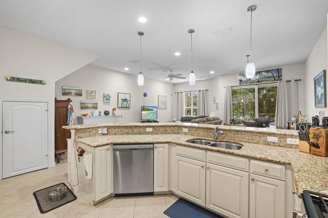 6179 NW Helmsdale Way, Port St. Lucie, Port St Lucie, FL 34983