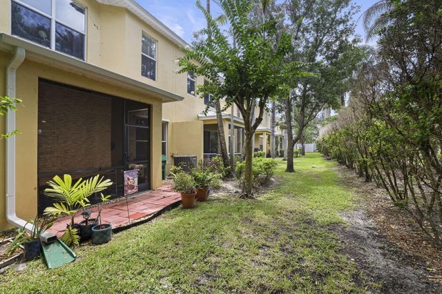 6179 NW Helmsdale Way, Port St. Lucie, Port St Lucie, FL 34983