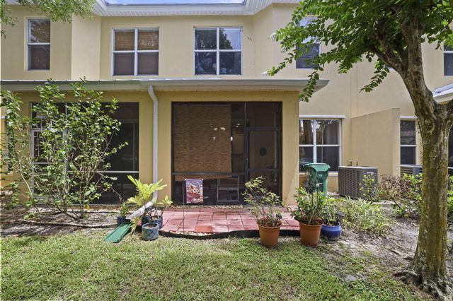 6179 NW Helmsdale Way, Port St. Lucie, Port St Lucie, FL 34983