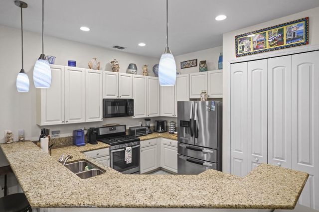 6179 NW Helmsdale Way, Port St. Lucie, Port St Lucie, FL 34983