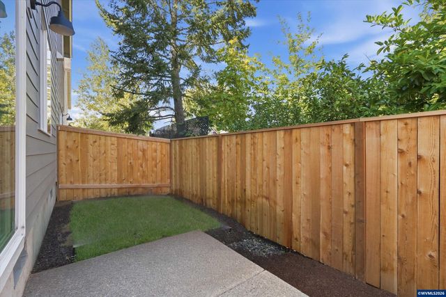 185 SE Jensen Pl, Corvallis, OR 97333