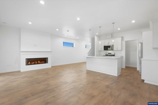 185 SE Jensen Pl, Corvallis, OR 97333