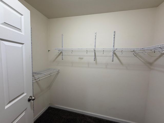 2625 S Schifferdecker Avenue, Joplin, MO 64804