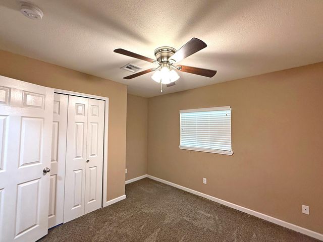 2625 S Schifferdecker Avenue, Joplin, MO 64804