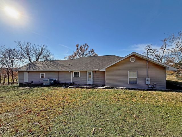2625 S Schifferdecker Avenue, Joplin, MO 64804