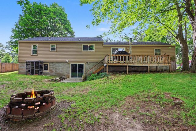 1363 S Quarterline Road, Muskegon, MI 49442