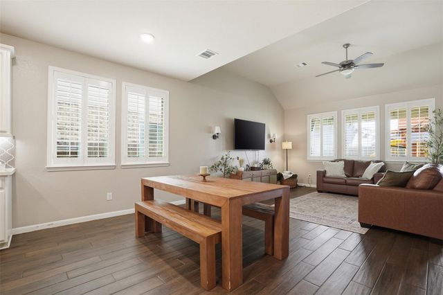 2347 Vanessa Cay Lane, La Porte, TX 77571