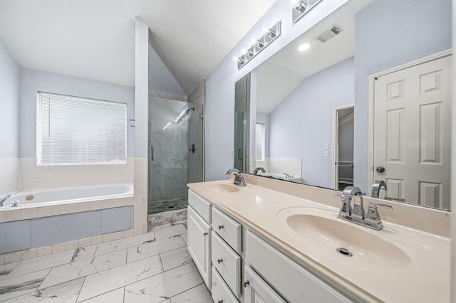 15007 Changing Oak Ridge Court, Houston, TX 77082