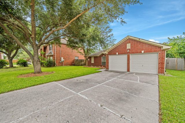15007 Changing Oak Ridge Court, Houston, TX 77082