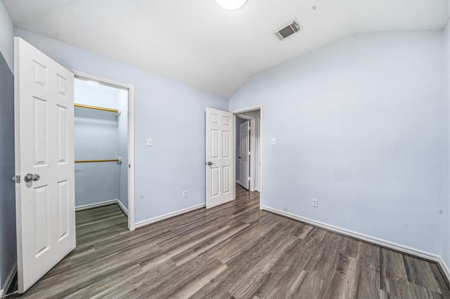 15007 Changing Oak Ridge Court, Houston, TX 77082