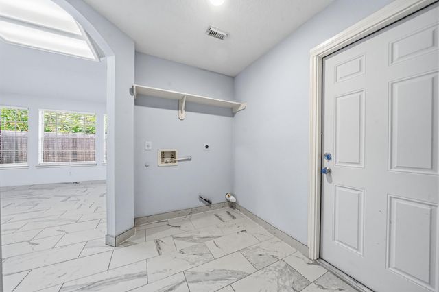 15007 Changing Oak Ridge Court, Houston, TX 77082