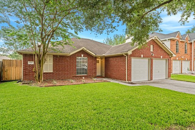 15007 Changing Oak Ridge Court, Houston, TX 77082