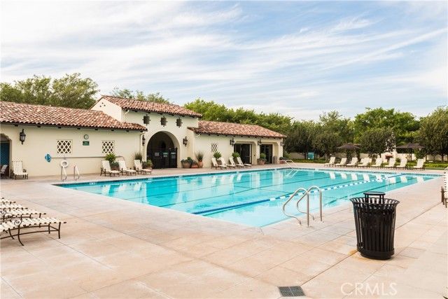 235 Tall Oak, Irvine, CA 92603