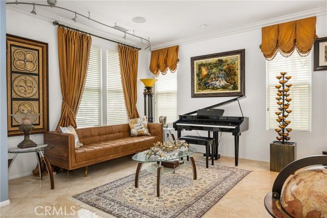 235 Tall Oak, Irvine, CA 92603