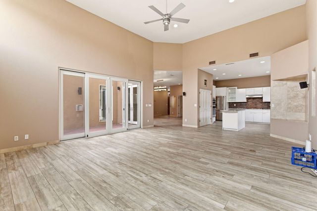8308 Stoney Place NE, Albuquerque, NM 87122